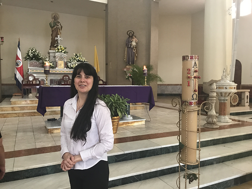 Canto de funerales Ministerio de Silvia Rodriguez